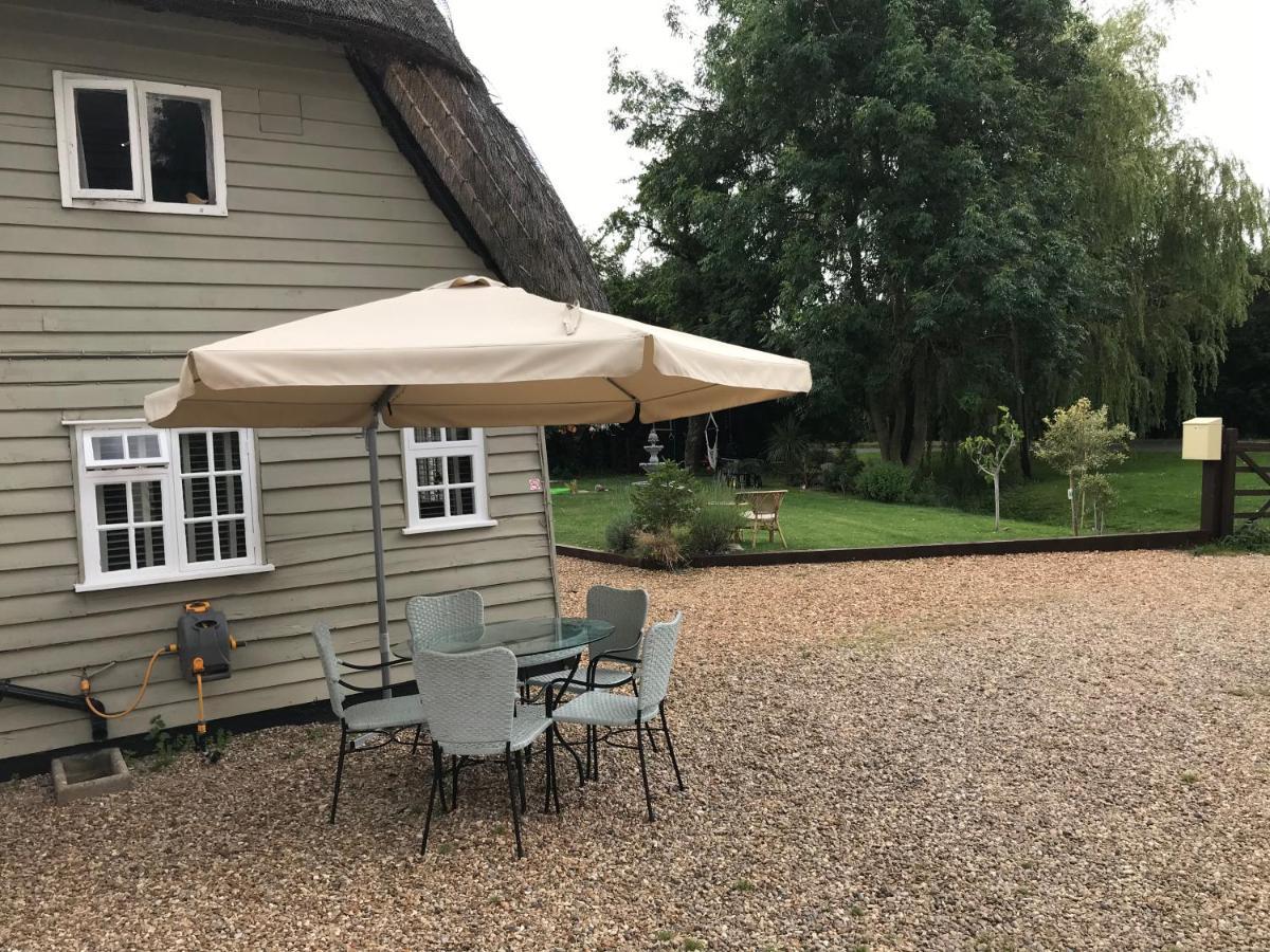 Old Thatch Bambers Green Takeley Exterior foto